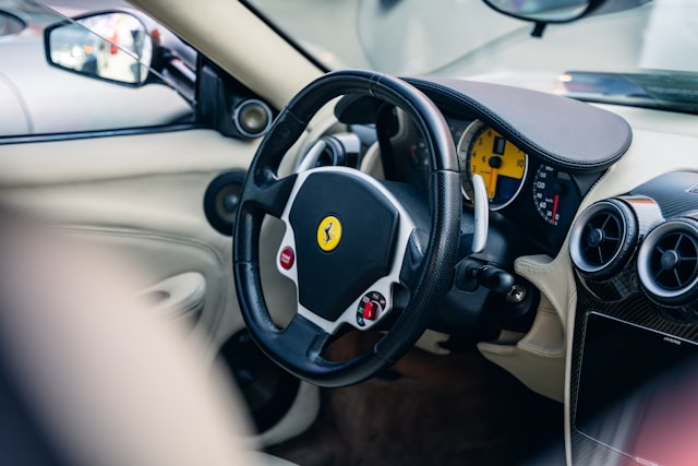 Ferrari F430 cockpit view, Author: Tiago Ferreira